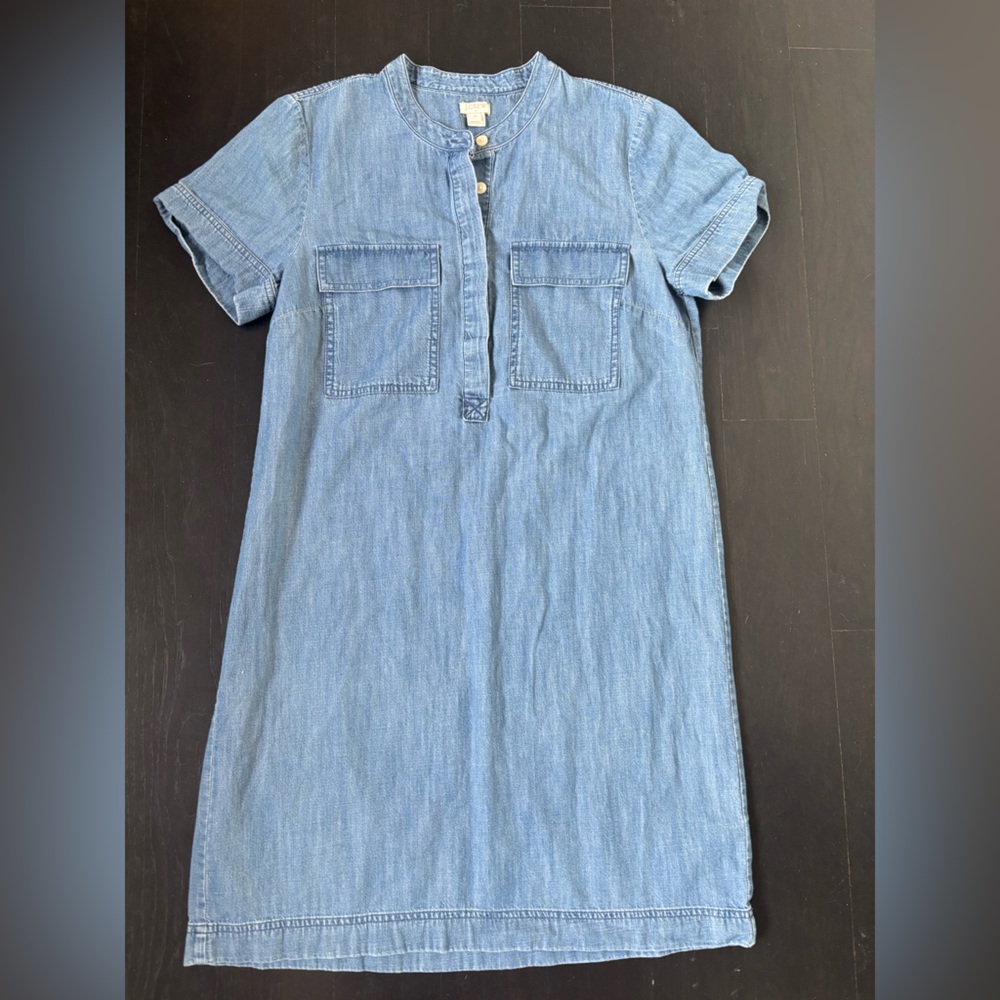 J. Crew Factory Light Blue Denim Dress with chest pockets, size 10